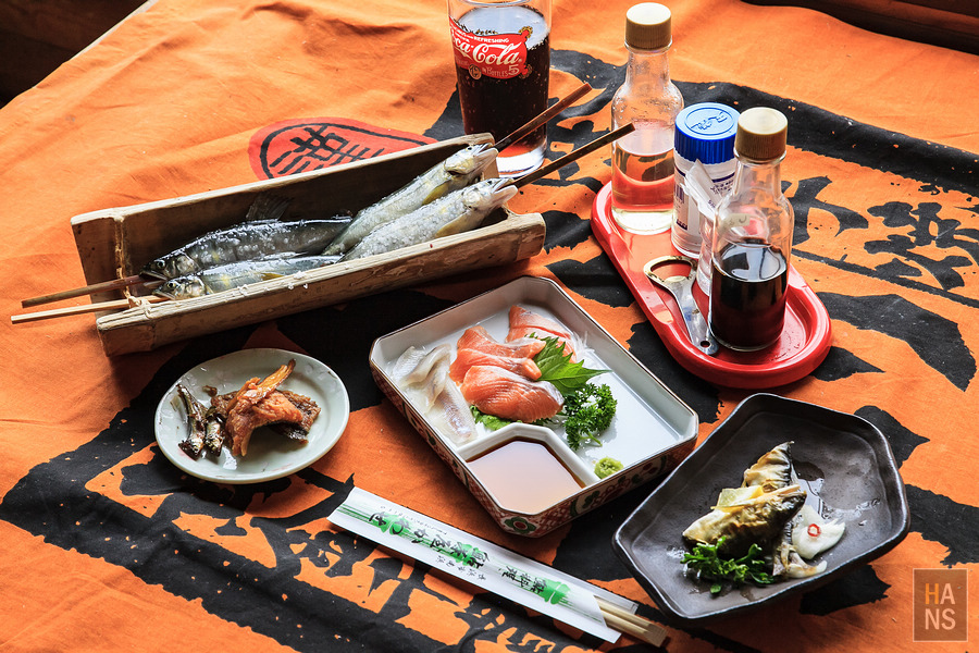 滋賀.長濱︱高人氣老字號鮎茶屋かわせ,品嚐活跳跳超美味香魚大餐,季節限定!