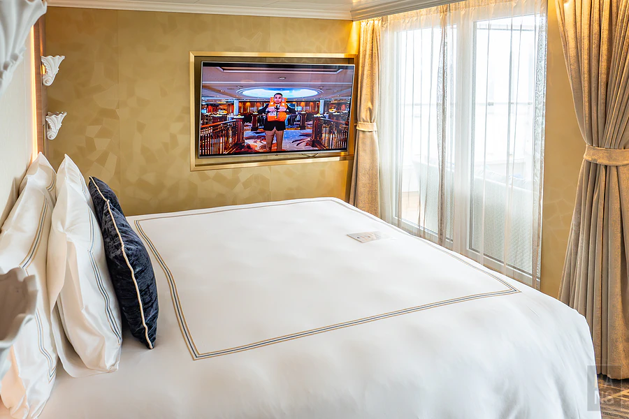 麗星郵輪探索星號