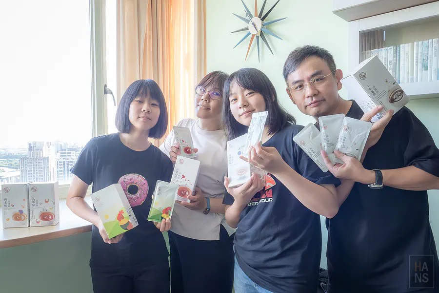 純煉滴雞精 我們家的合照