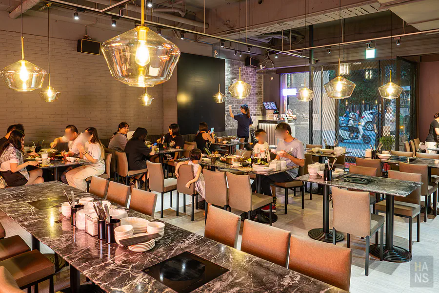 汆牛溫體牛肉火鍋-西門店