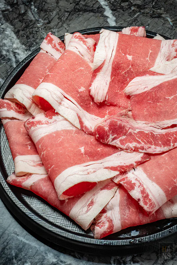 汆牛溫體牛肉火鍋-西門店