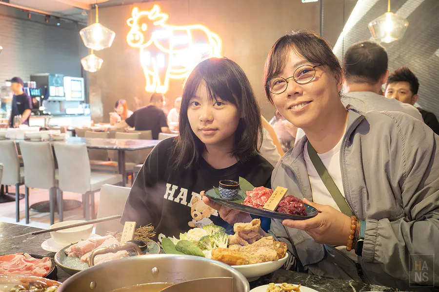 汆牛溫體牛肉火鍋-西門店