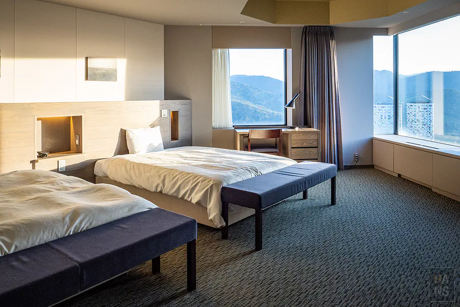 RISONARE設計套房的臥室空間