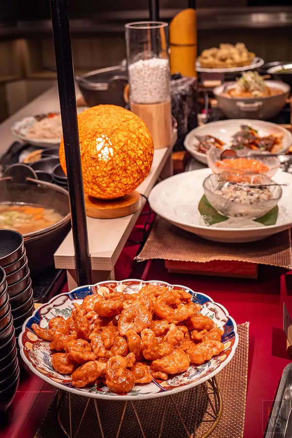 森林餐廳Nininupuri早餐招牌可自選配料的海寶丼