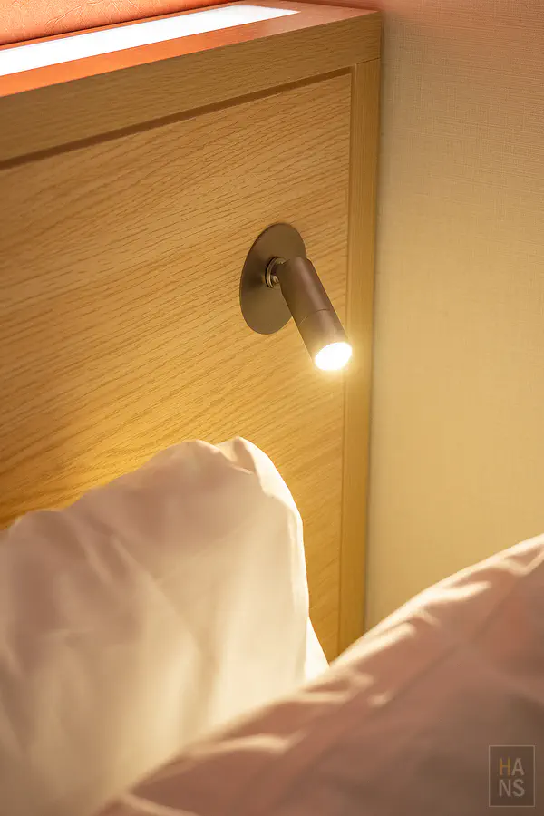 星野OMO5函館︱床頭閱讀燈