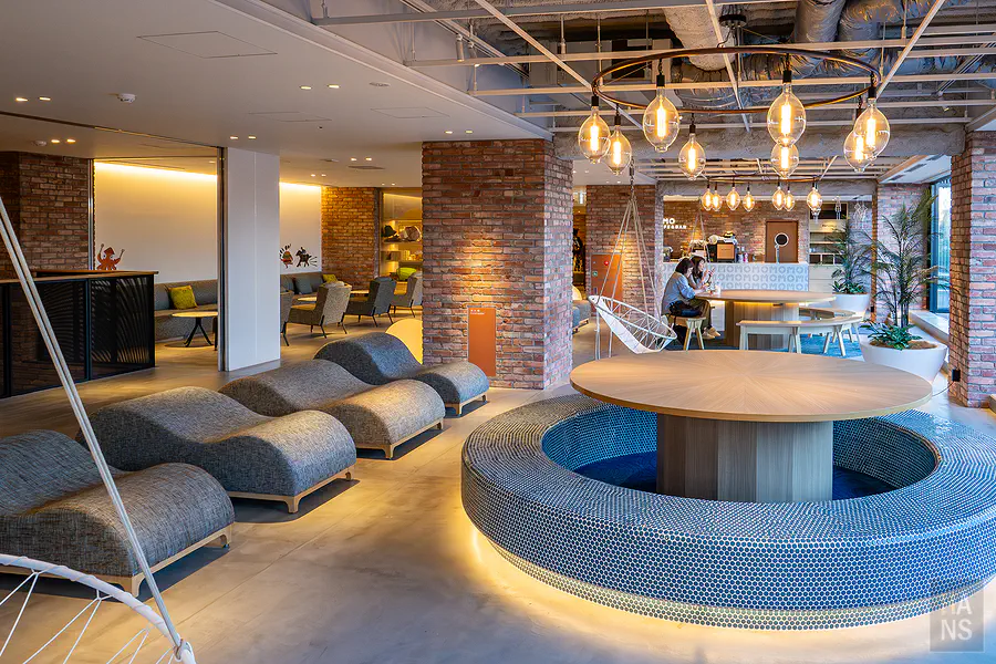 星野OMO5函館︱OMO Base多樣化的座位區