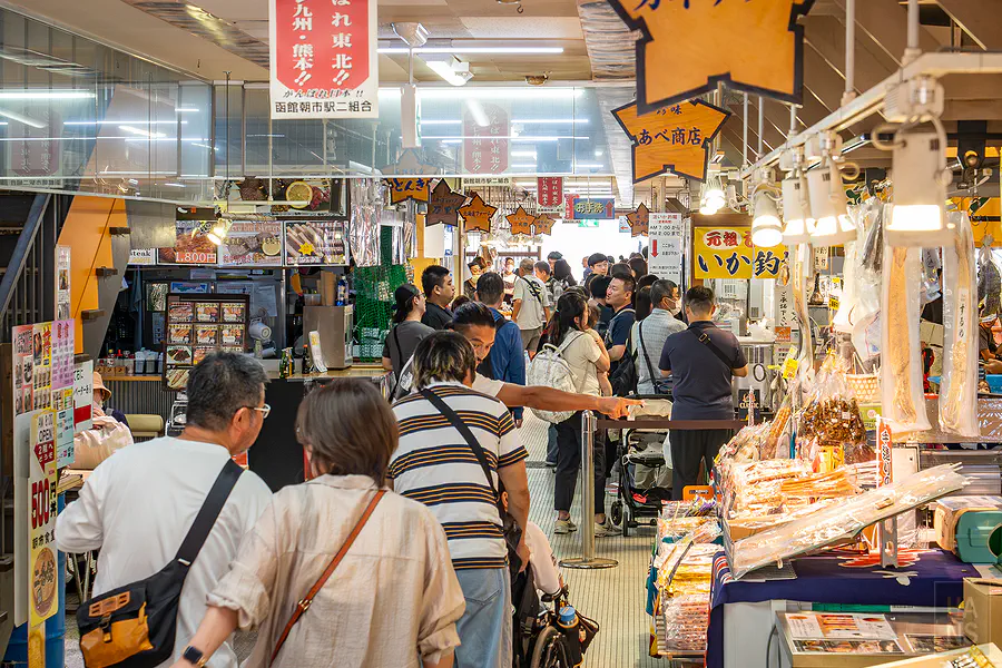 函館朝市 市場內人潮
