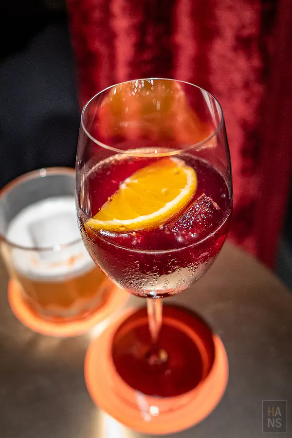 Sky Bar 調酒 Sangria 特寫