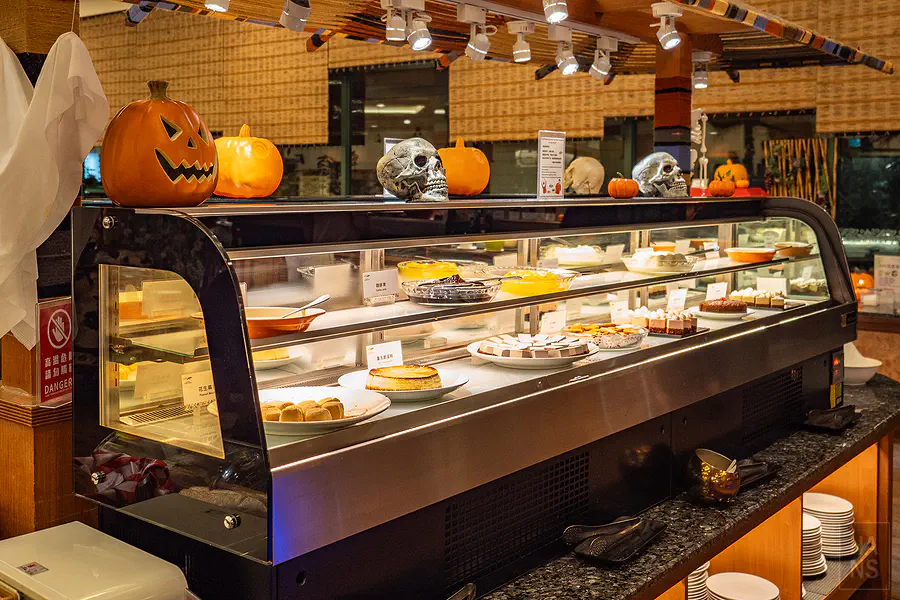 娜路彎 Buffet 的甜點櫃