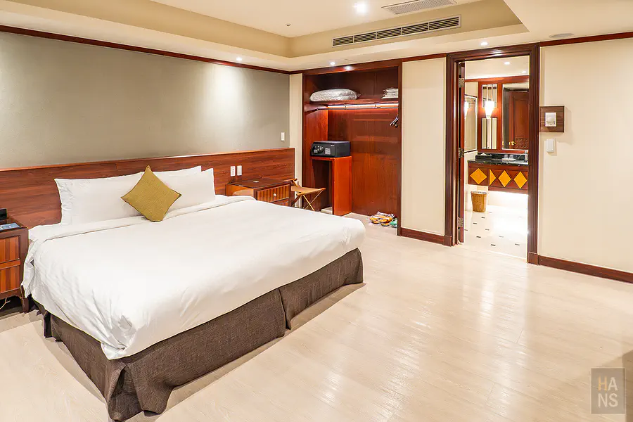 娜路彎豪華親子房的主臥室