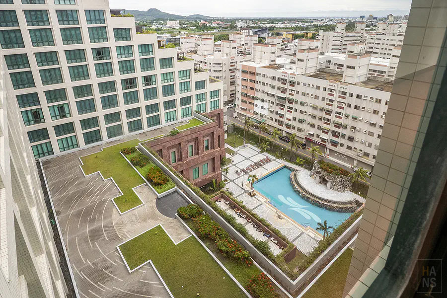 從娜路彎房間俯瞰戶外游泳池