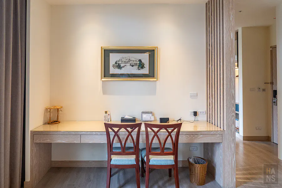 VIP 套房的書桌區