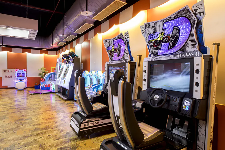 娜路彎 B1 親子娛樂廣場的大型電玩