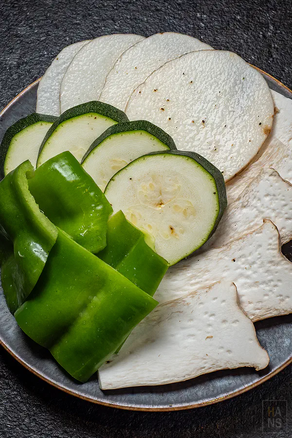 碳探和牛專門店新鮮清爽的時蔬盛合