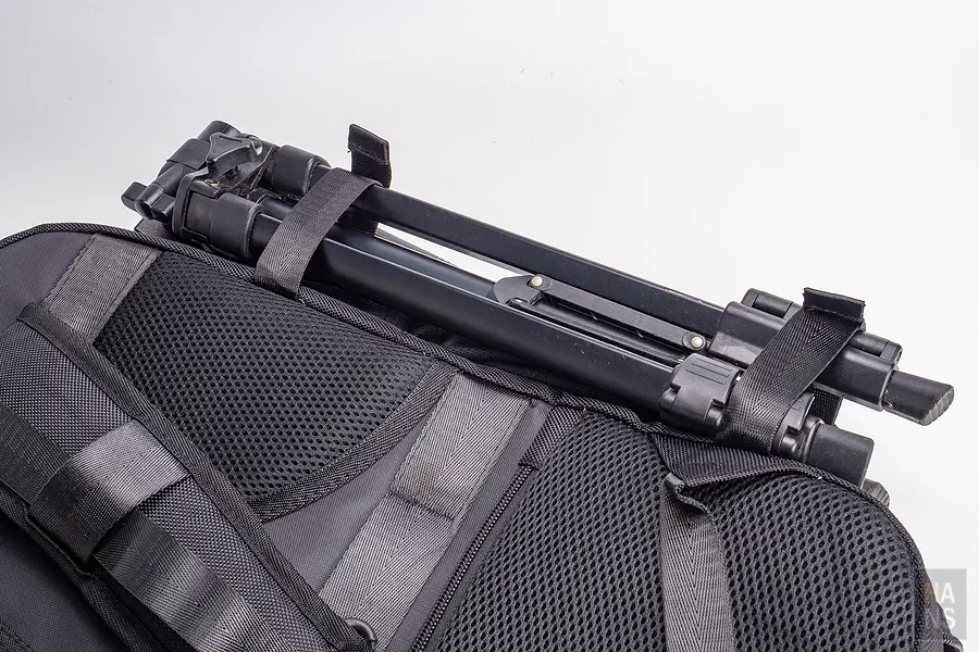 側邊束帶穩固綁定旅行腳架