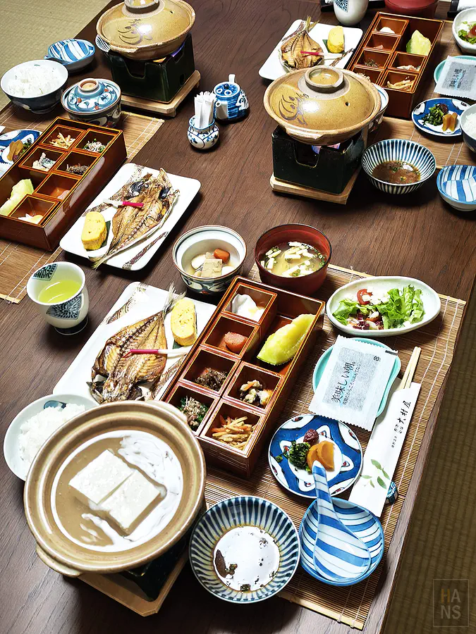 溶化後變成乳白色湯底的滑嫩嬉野溫泉湯豆腐