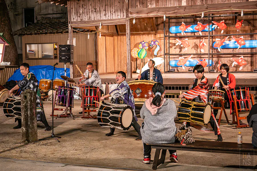 嬉野溫泉街充滿溫度的燈飾