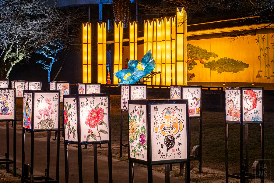 嬉野溫泉街的浪漫夜景氛圍