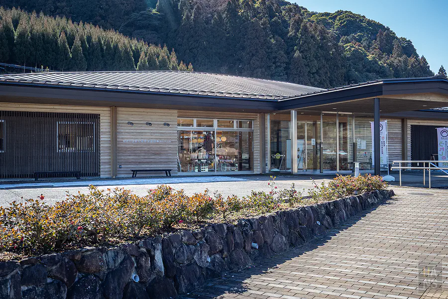 質感高雅的嬉野茶交流館Chaoshiru