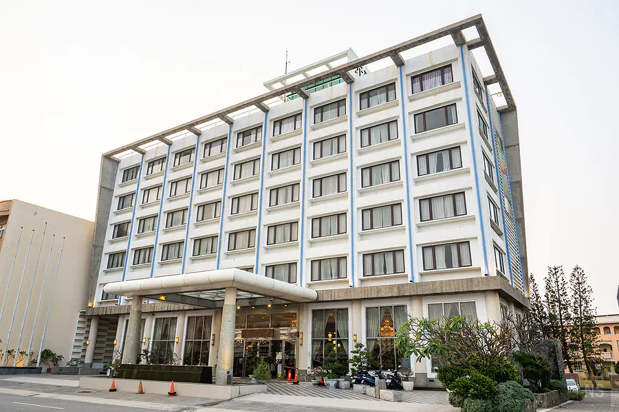 兩張柔軟舒適的大雙人床，為跳島一整天的疲憊提供完美的休息空間