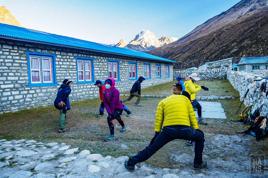 EBC珠峰基地營-從 Pheriche 翡麗綺走到 Namche Bazaar 南崎巴札