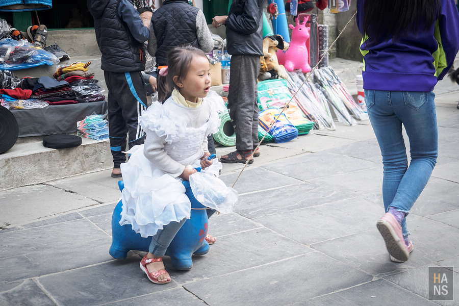 EBC珠峰基地營-從 Namche Bazaar 南崎巴札走到 Lukla 盧卡拉