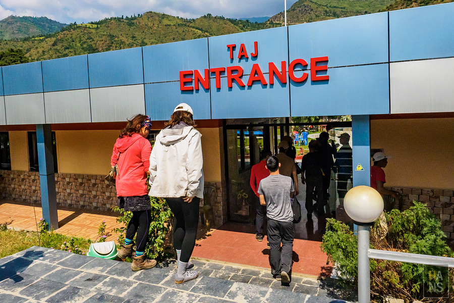 EBC珠峰基地營-從 Lukla 盧卡拉搭飛機回 kathmandu 加德滿都