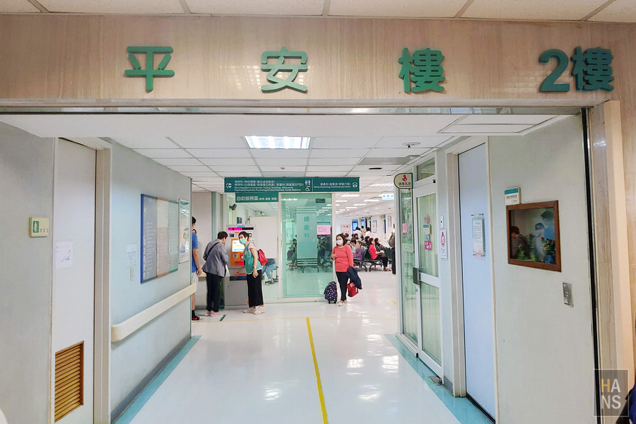 EBC珠峰基地營健行行前準備體能訓練行李打包預算攝影器材海關文件