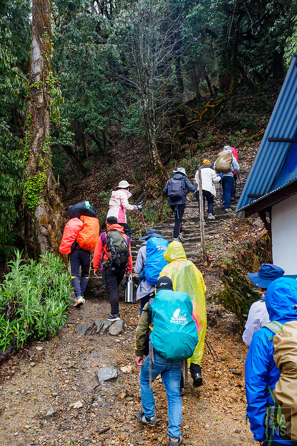 馬蹄山群健行 Mardi Himal Trek