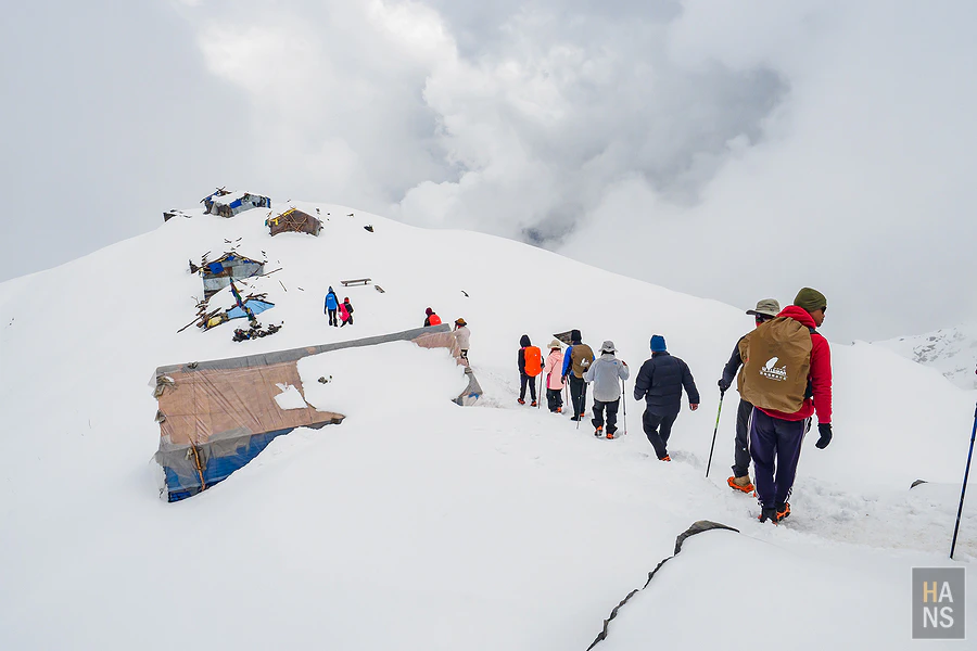 馬蹄山群健行 Mardi Himal Trek