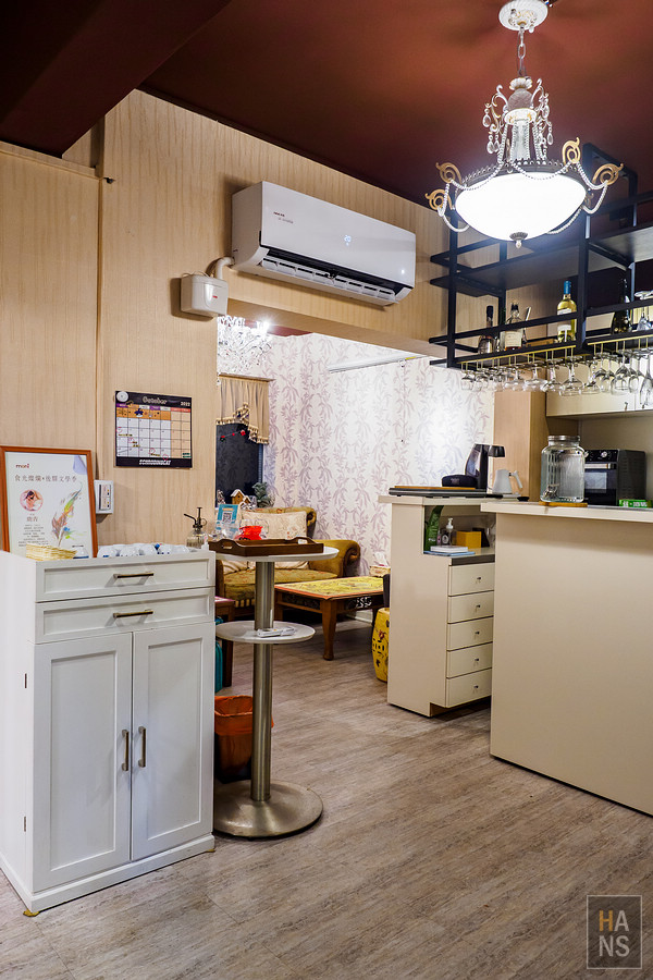 Moni咖哩 中山旗艦店