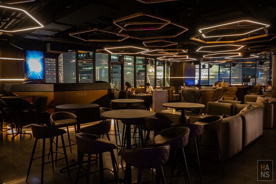ONE RULE Taipei 複合式酒吧