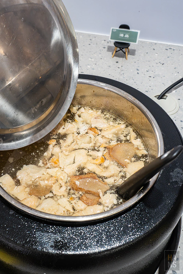 穀雨豐中式、牛排定食