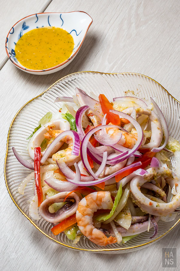 穀雨豐中式、牛排定食