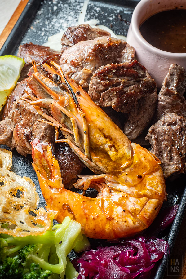 穀雨豐中式、牛排定食