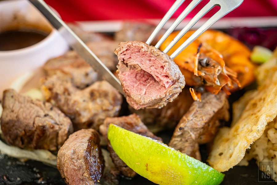 穀雨豐中式、牛排定食