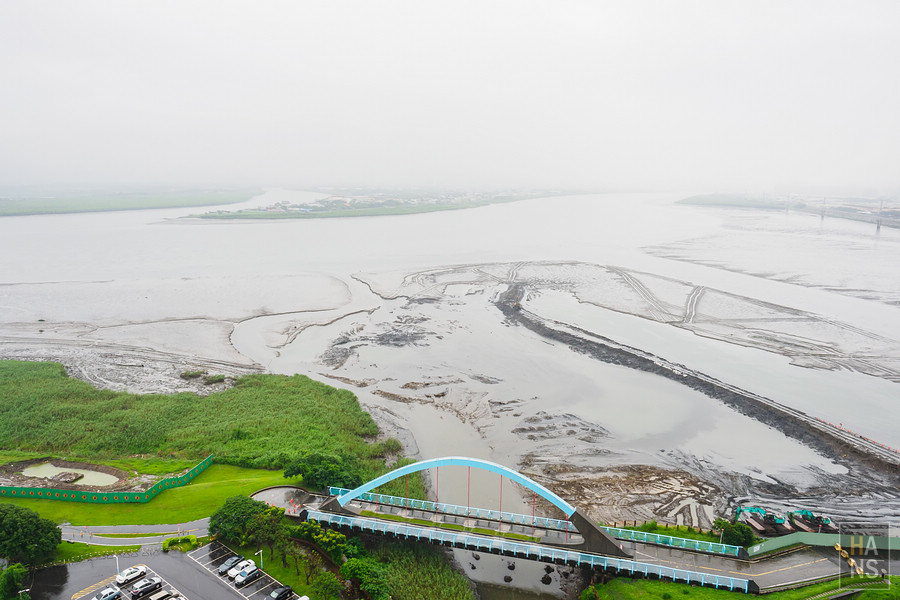 美國富及第 FRIGIDAIRE 10KG 蒸抗敏變頻滾筒洗脫烘洗衣機 FAW-F1002MID